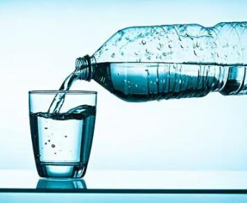 礦泉水進口報關需要注意什么？(礦泉水進口注意事項)